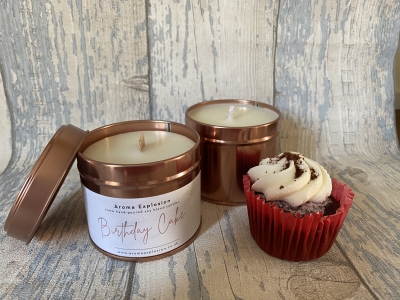 Birthday cake scented soy wax candle