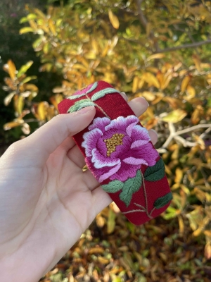 Hand-embroidered Rose Hairband 