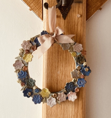 handmade-item handmade-gifts Spring colour floral ceramic wreath