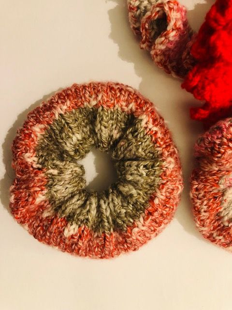 Double sided knitted scrunchie hand knitted approx 9 cm in diameter
