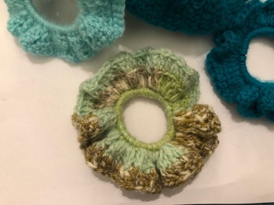 hair tie / scrunchie that will liven up any bun or ponytail