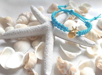 Beach Inspired Bracelet ðŸŒž
Shell bracelet
Friendship Bracelet 
Beach Cord Bracelet 
Starfish bracelet