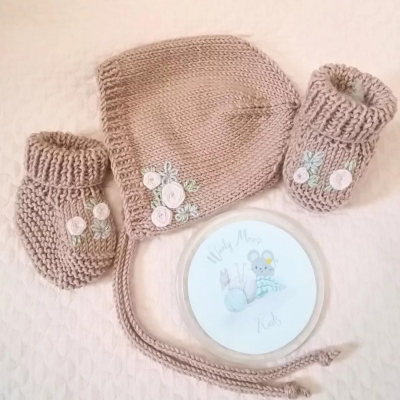 Bonnet and booties 