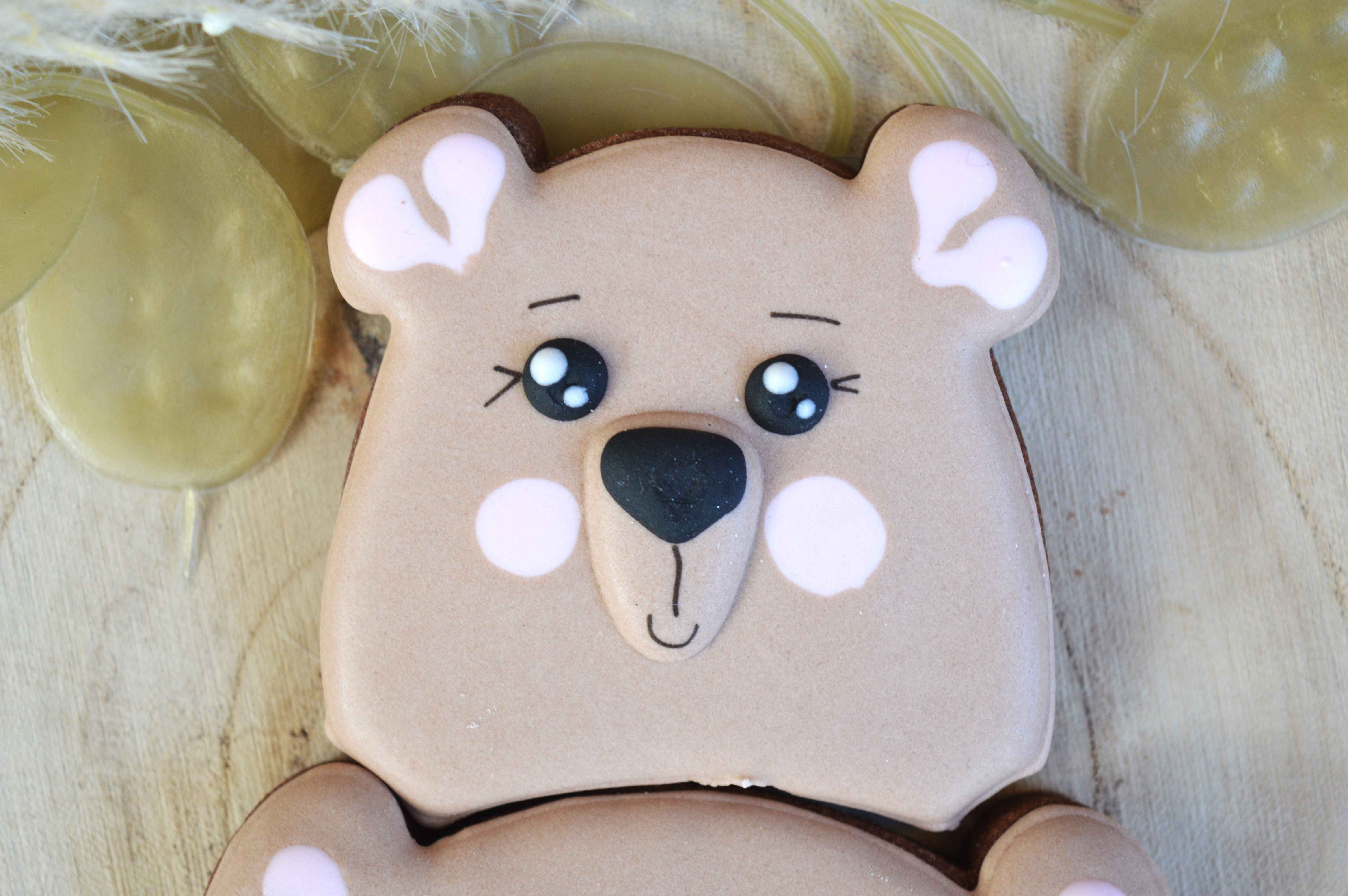 Love you beary much-Mother's Day-Mother's Day Gift-Birthday Gift-Anniversary gift-Thank you gift-Custom made-Cookies-Biscuits-Party Favor