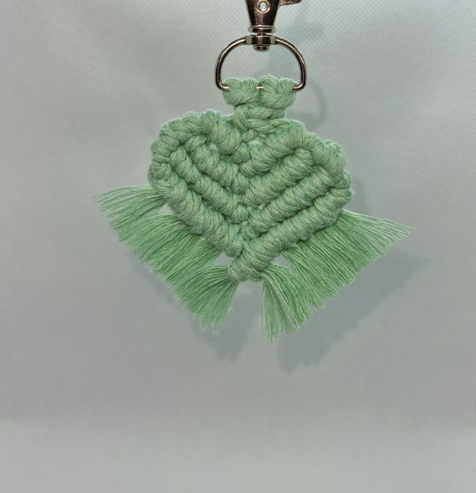 Macramè Heart Keyring - Mint green