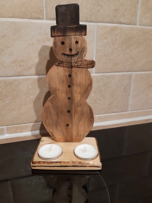 handmade-item handmade-gifts Wooden Snowman Tealight